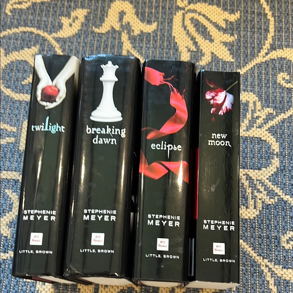 Twilight Saga Book Set